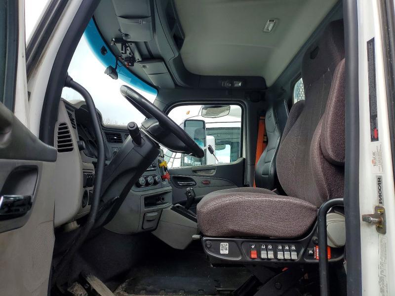2017 Peterbilt 579