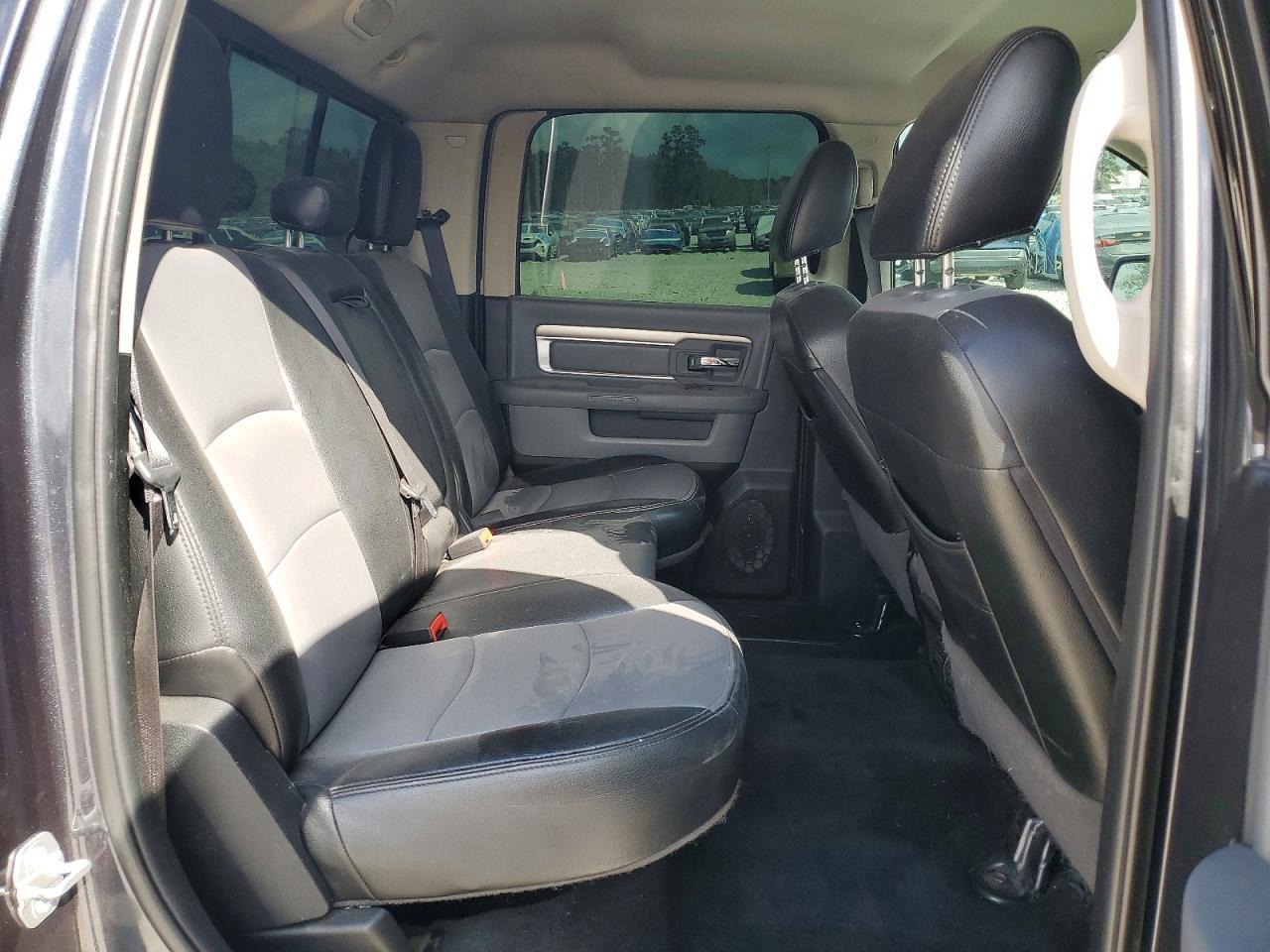 2017 Dodge RAM 1500 SLT