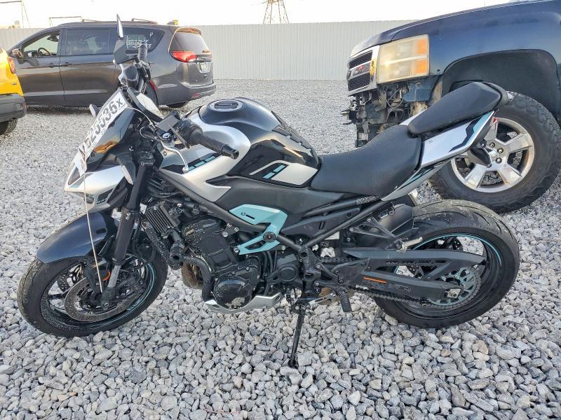 2025 Kawasaki ZR900 S