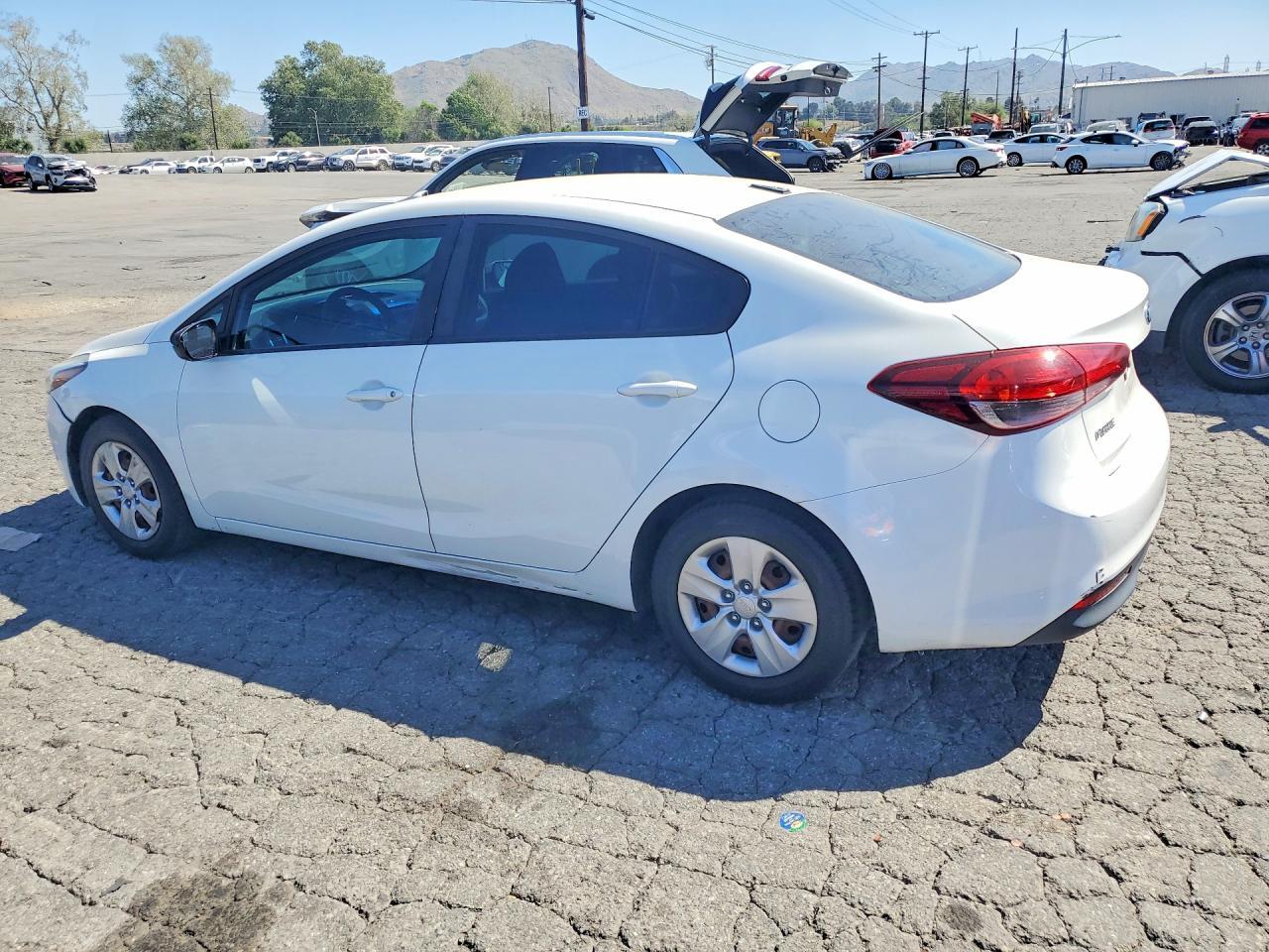 2017 KIA Forte lx