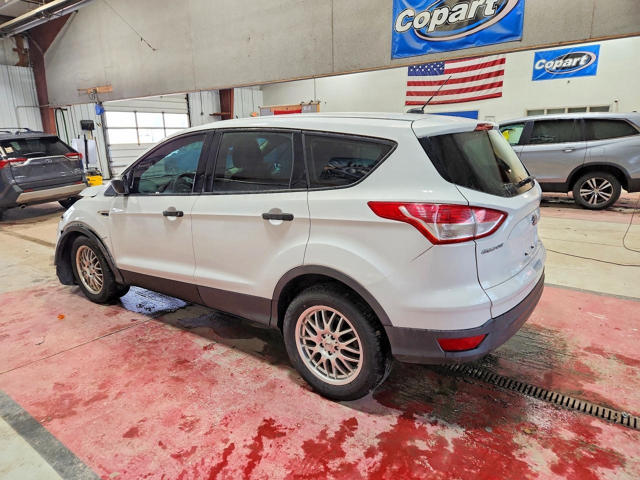 2013 Ford Escape s