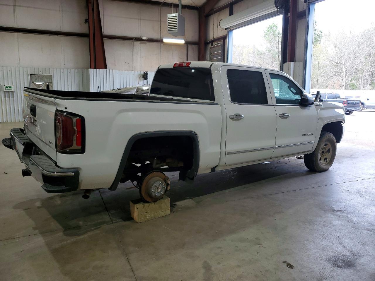 2018 GMC Sierra K1500 SLT