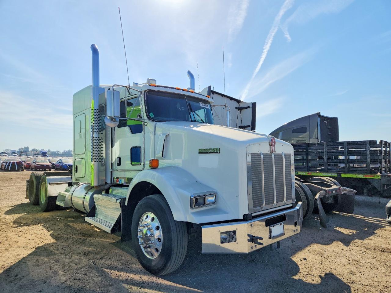 2015 Kenworth T880 Semi Truck