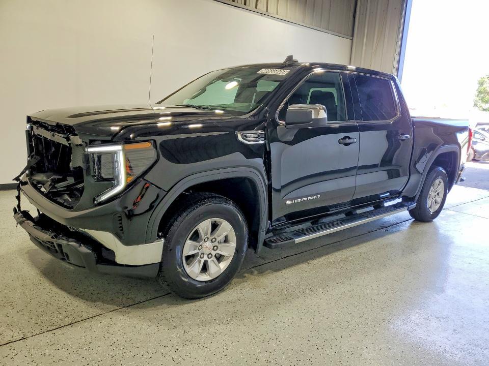 2026 GMC Sierra C1500 SLE
