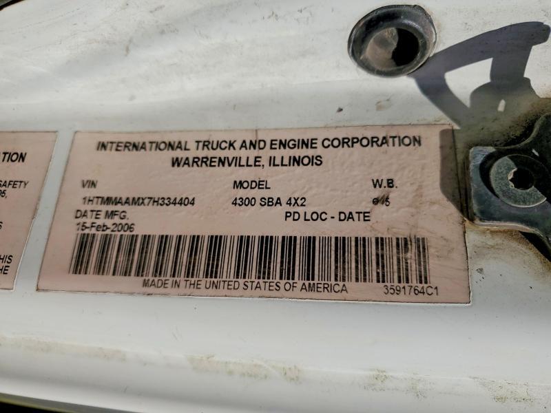 2007 International 4300 Flatbed Truck