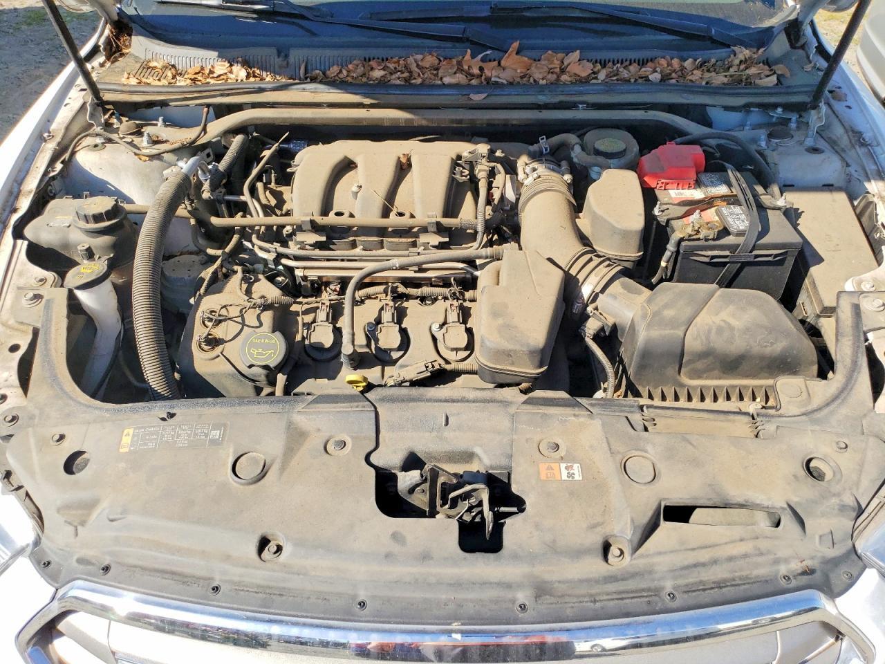 2015 Ford Taurus se
