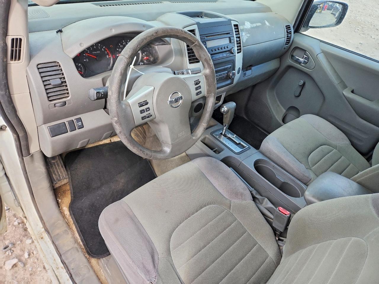 2015 Nissan Frontier S