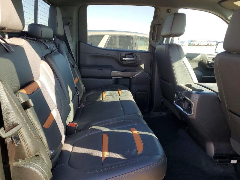 2020 GMC Sierra K1500 AT4