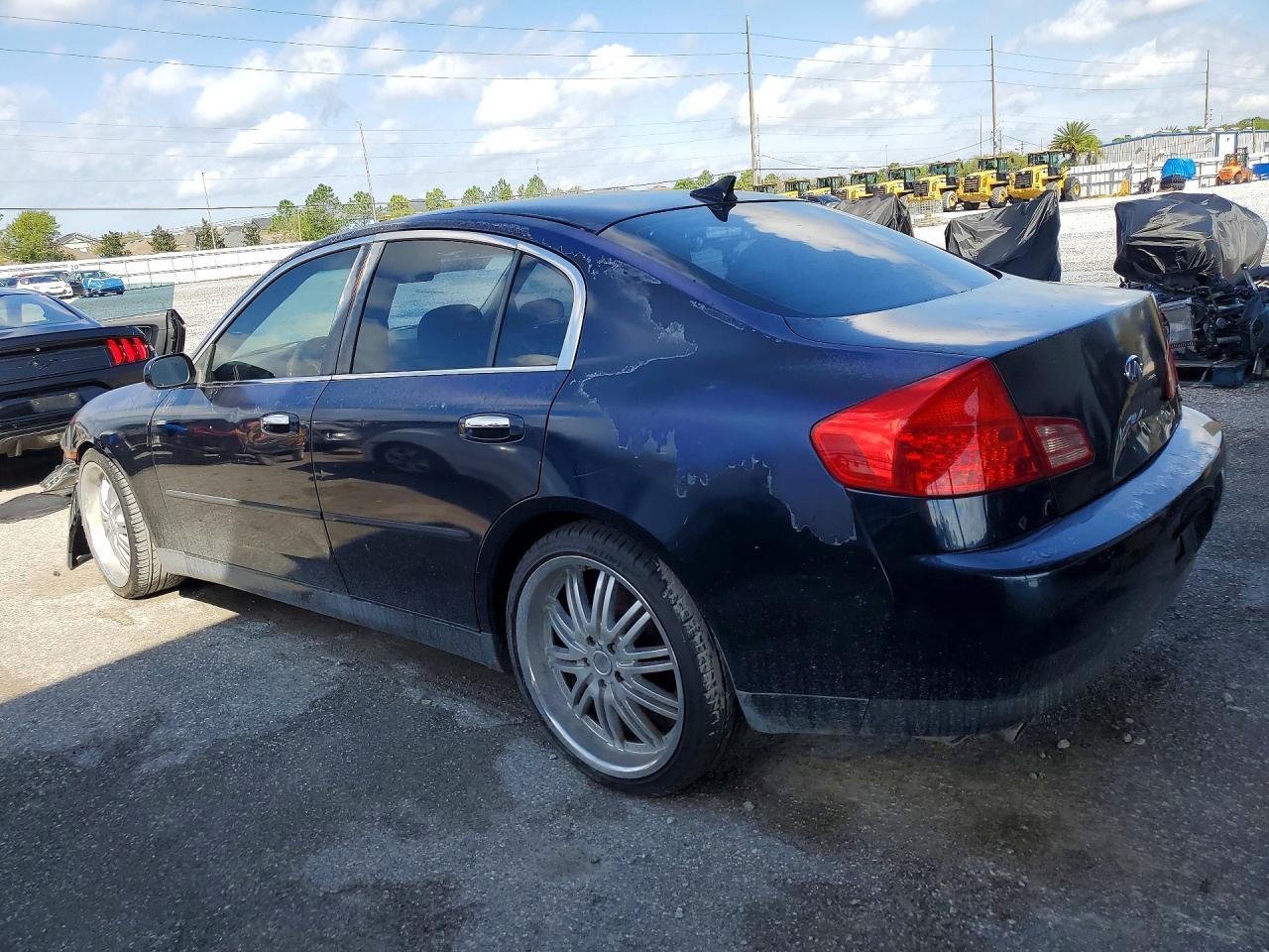 2004 Infiniti G35 Base