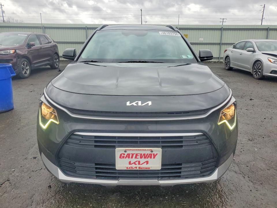 2024 KIA Niro lx