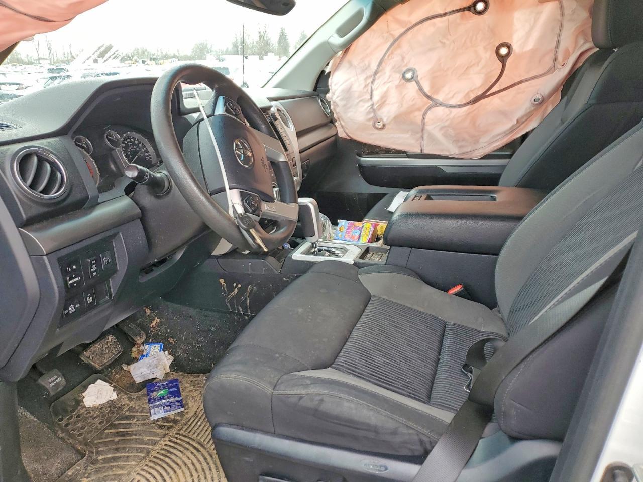 2017 Toyota Tundra SR5
