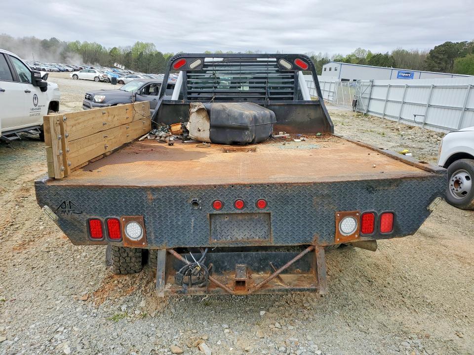 2017 Ford F350 Super Duty Flatbed Truck