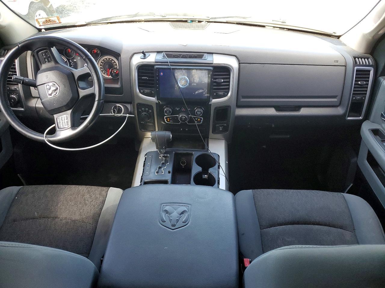 2013 Dodge RAM 1500 SLT