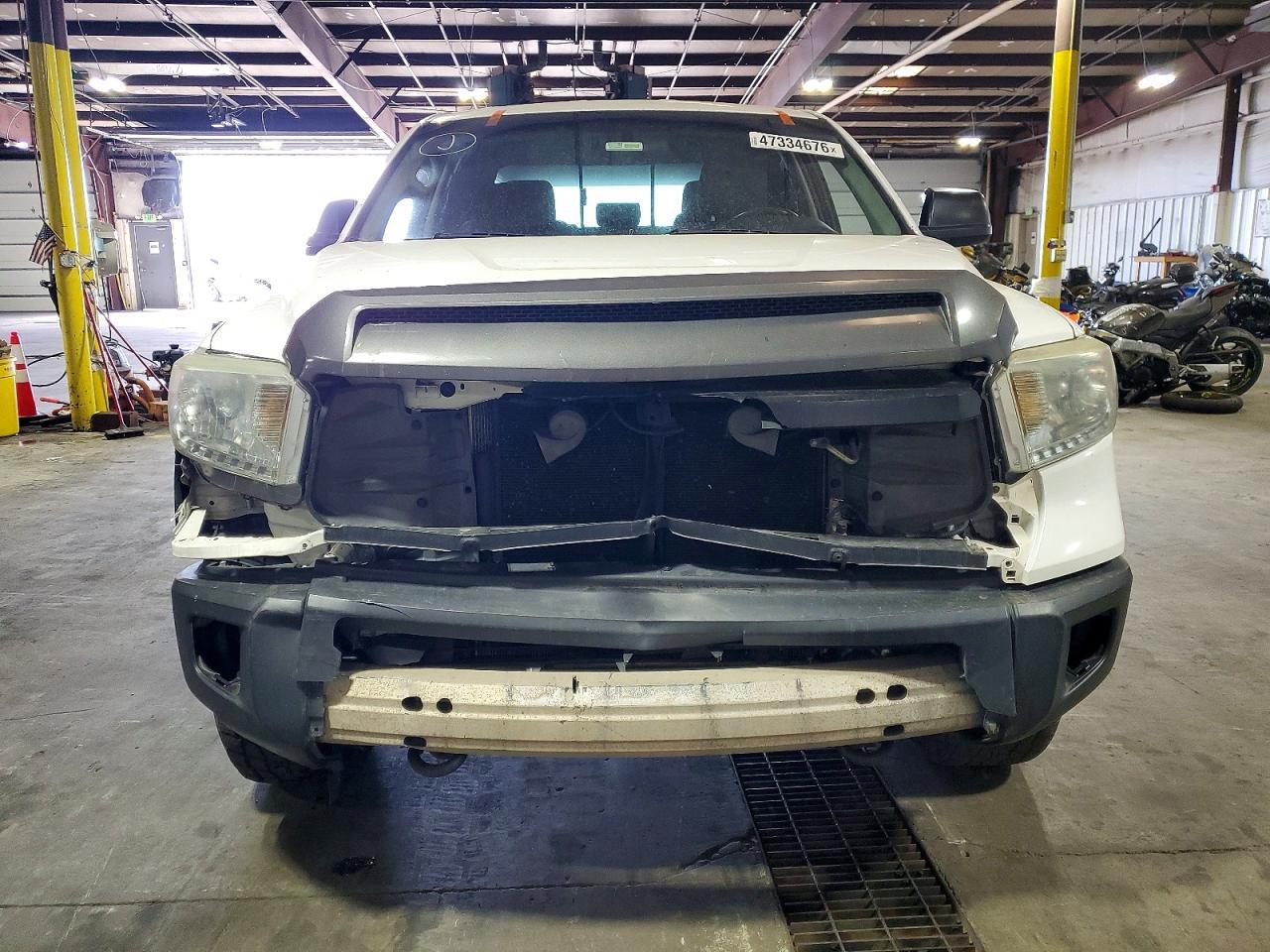 2014 Toyota Tundra SR