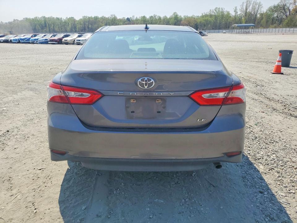 2019 Toyota Camry le