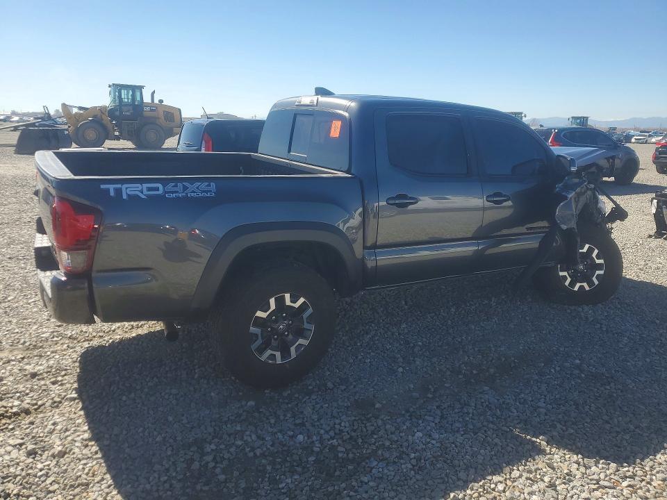 2019 Toyota Tacoma trd Off-road