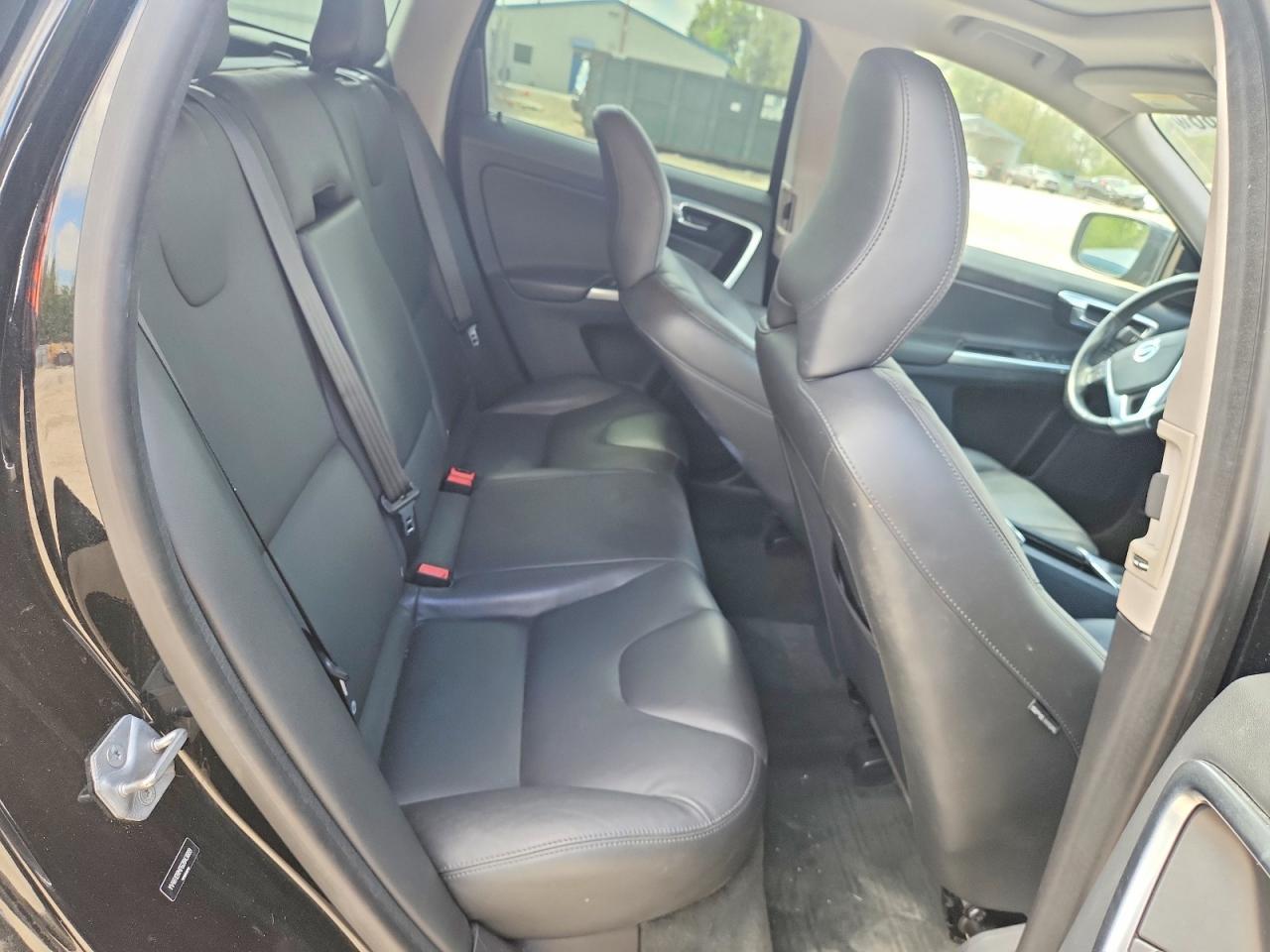 2016 Volvo Xc60 T5 Platinum