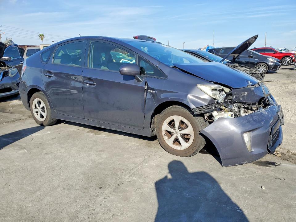 2014 Toyota Prius two