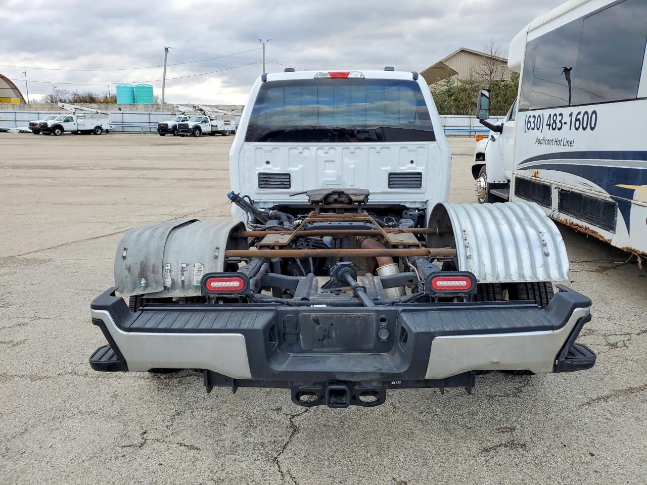 2024 Ford F350 Super Duty Truck Cab AND Chassis