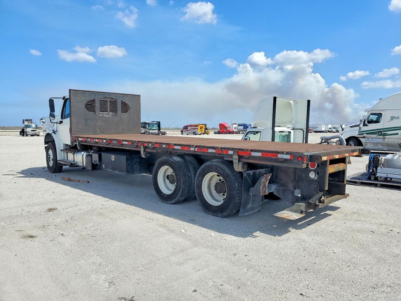 2015 Freightliner M2 106 Medium Duty