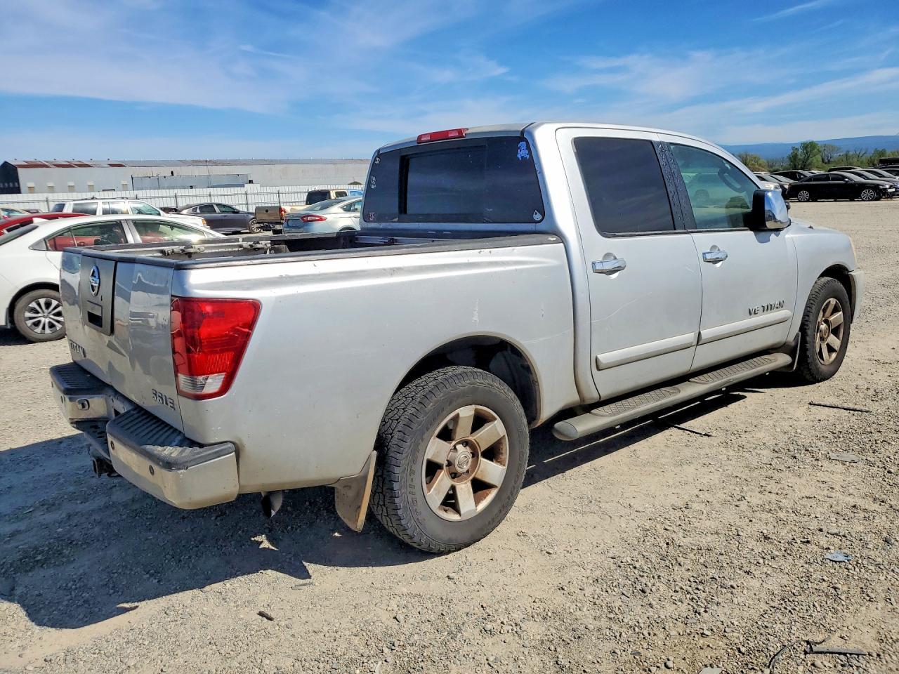 2005 Nissan Titan XE