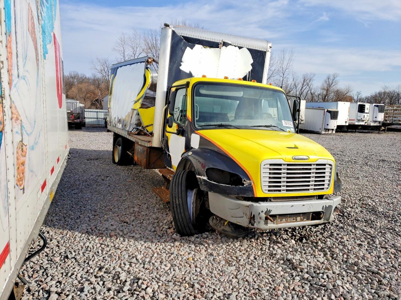 2018 Freightliner Business Class M2 BOX Truck