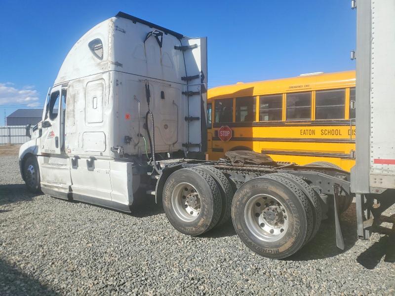 2022 Freigliner 2022 Freightliner Cascadia 126 Semi Truck