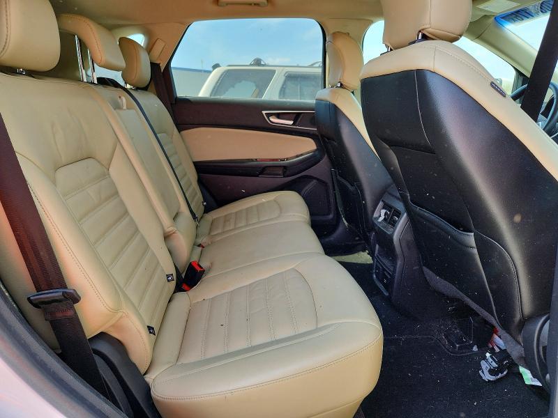 2018 Ford Edge sel