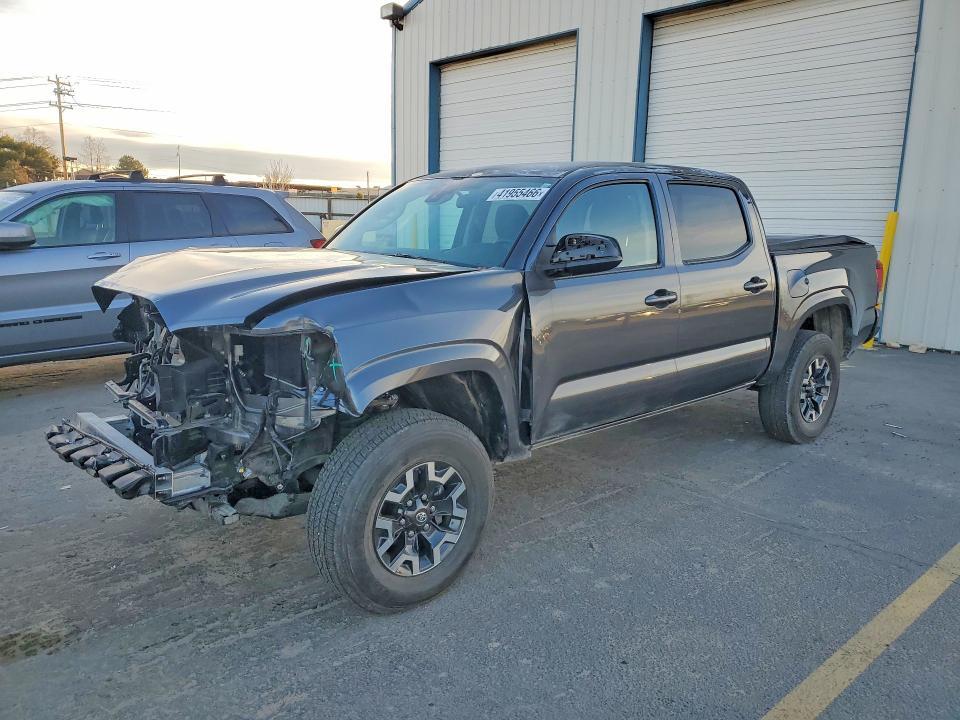 2022 Toyota Tacoma SR V6