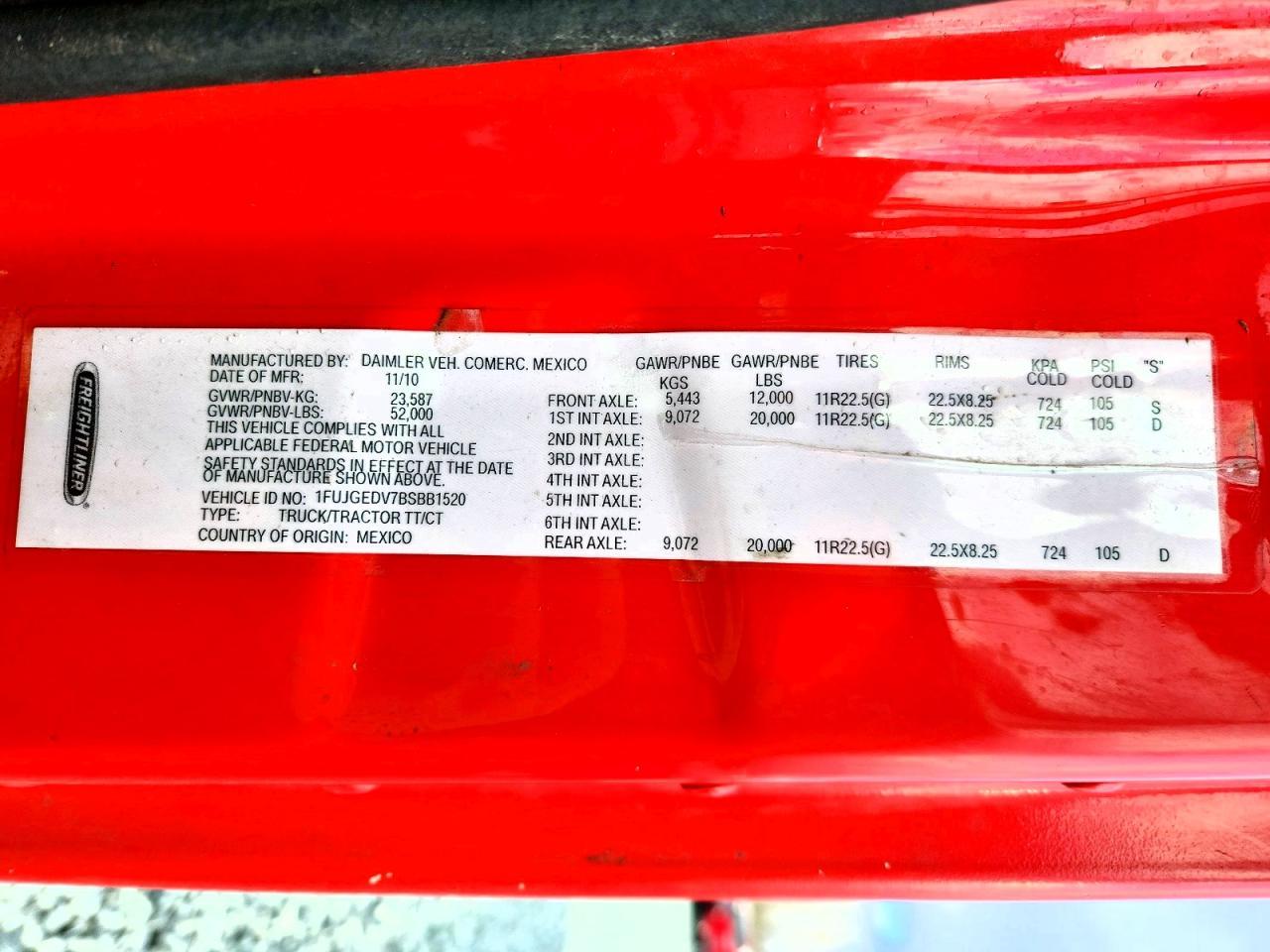 2011 Freigliner 2011 Freightliner Cascadia Semi Truck