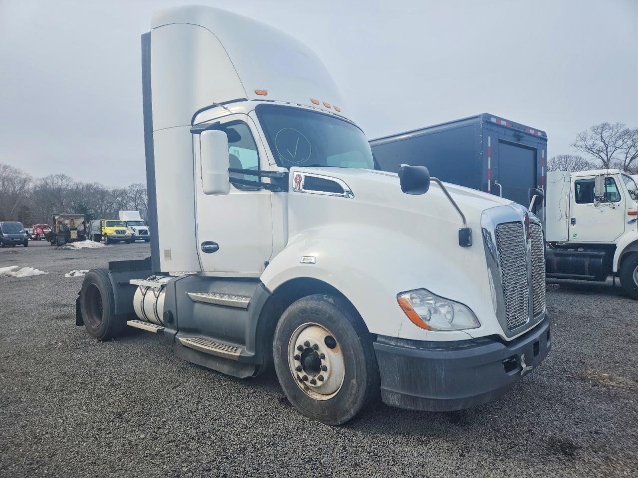 2020 Kenworth T680 Semi Truck