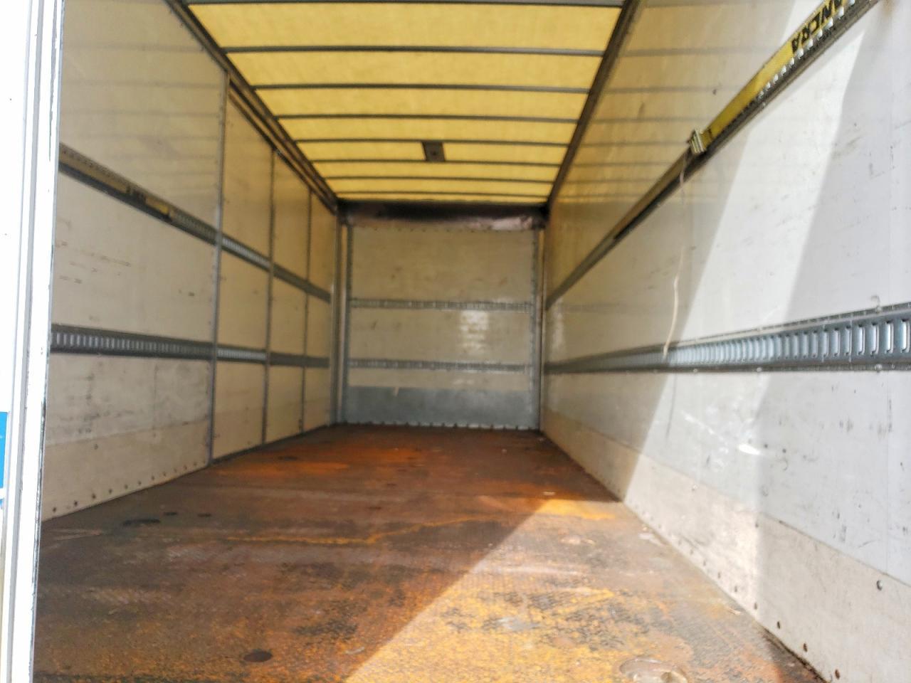 2018 Hino 338 BOX Truck