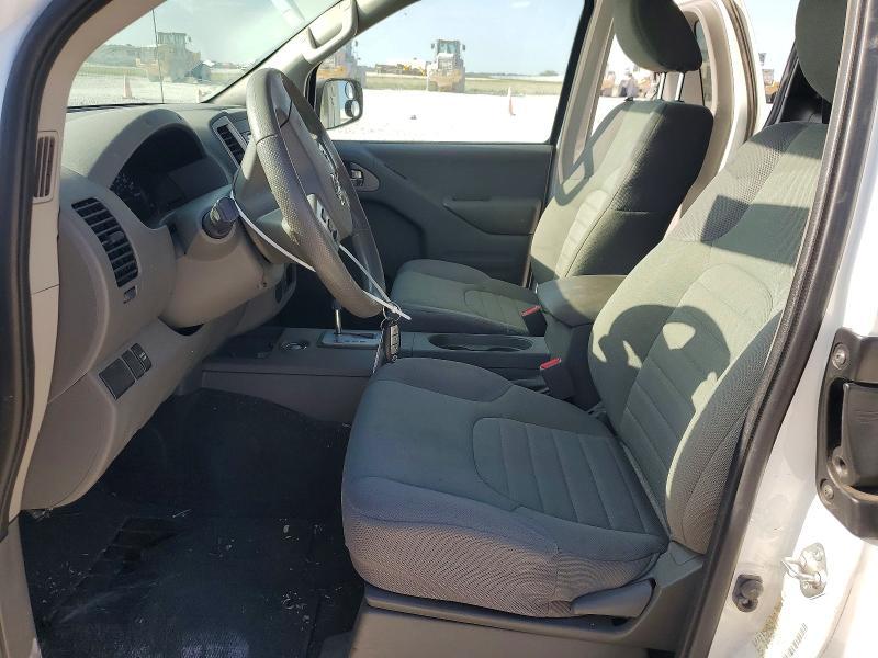 2021 Nissan Frontier s