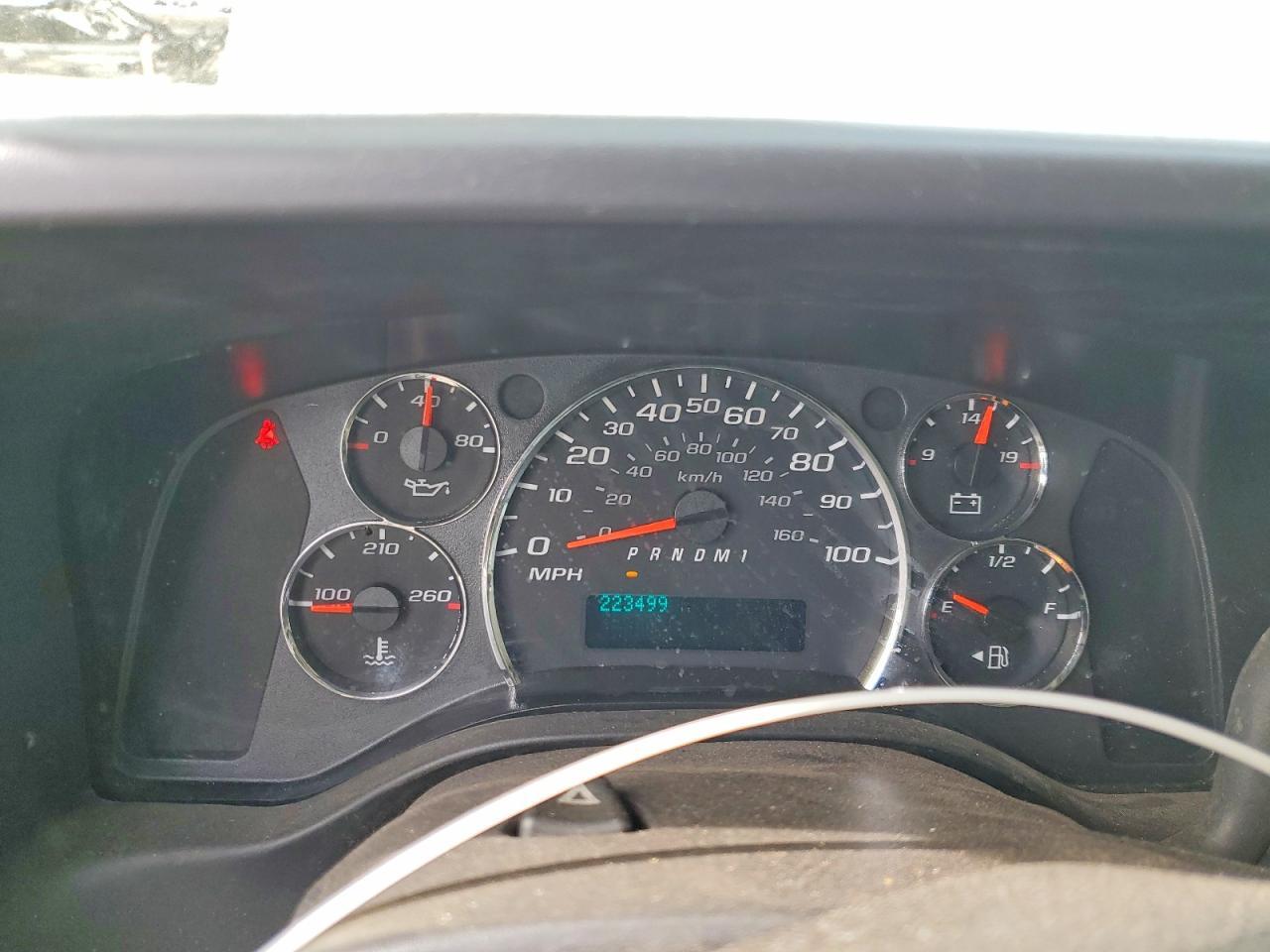 2011 Chevrolet Express 2500 Cargo Delivery Van