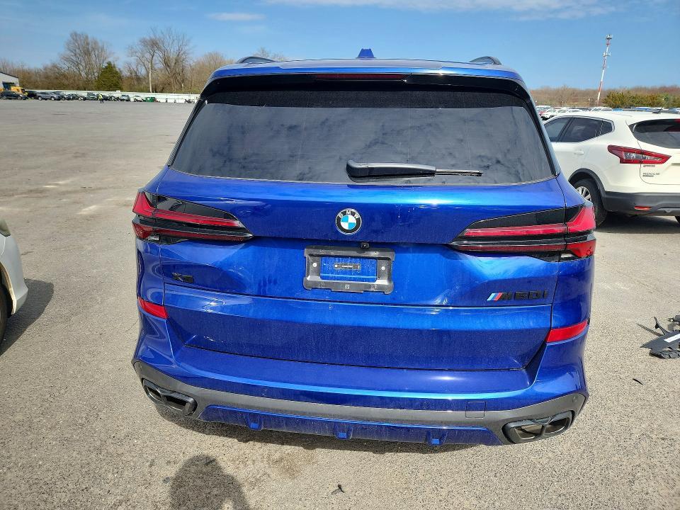 2026 BMW X5 M60i