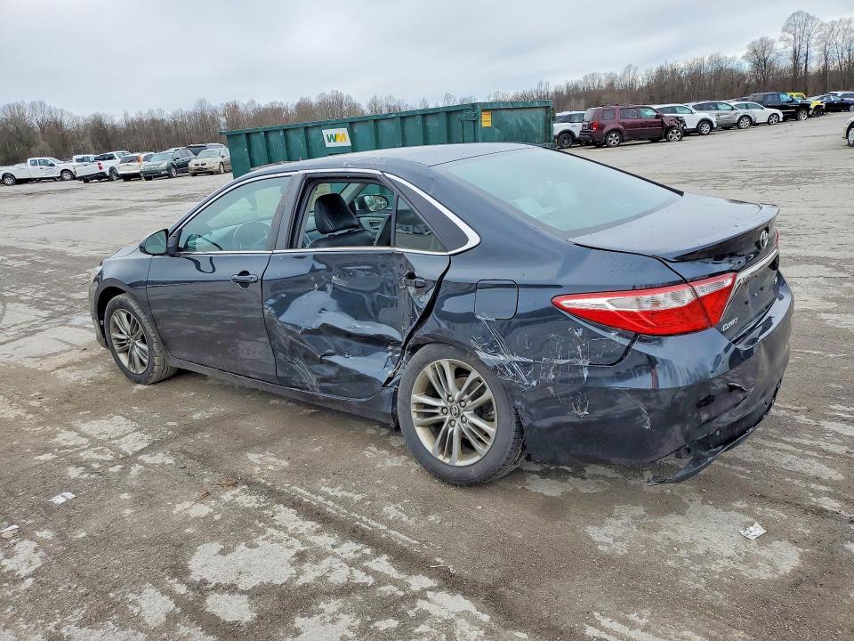2016 Toyt Camry