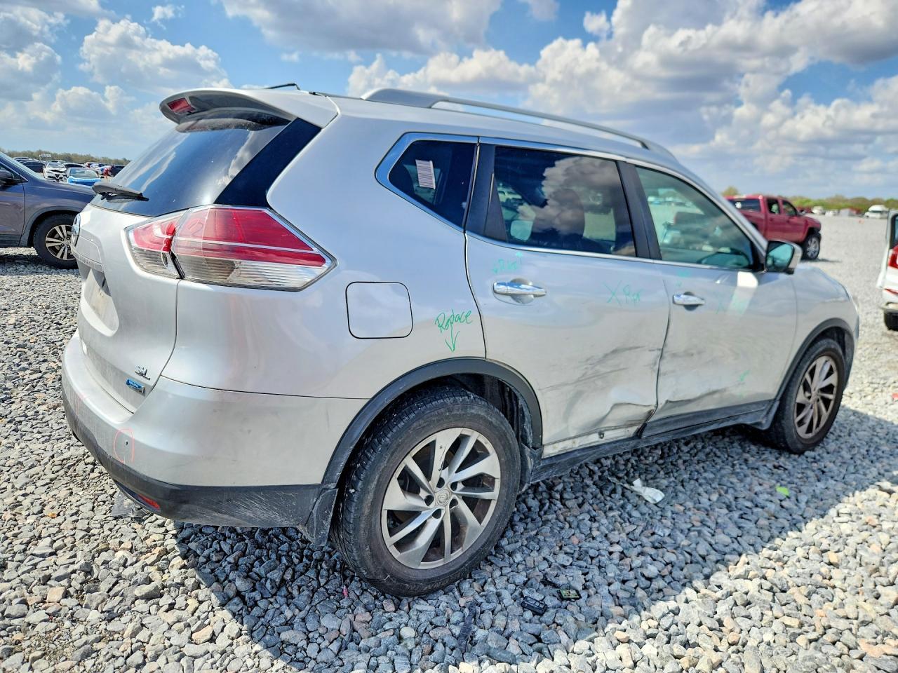 2014 Nissan Rogue sl