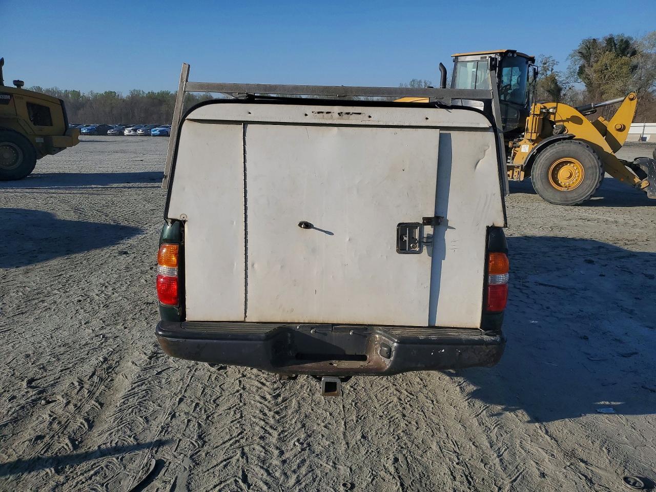 2003 Toyota Tacoma Base