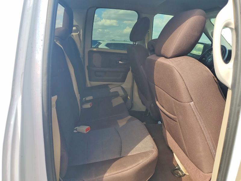 2016 Ram Trucks 1500 SLT