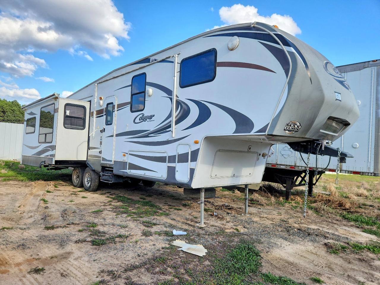 2011 Keystone Camper