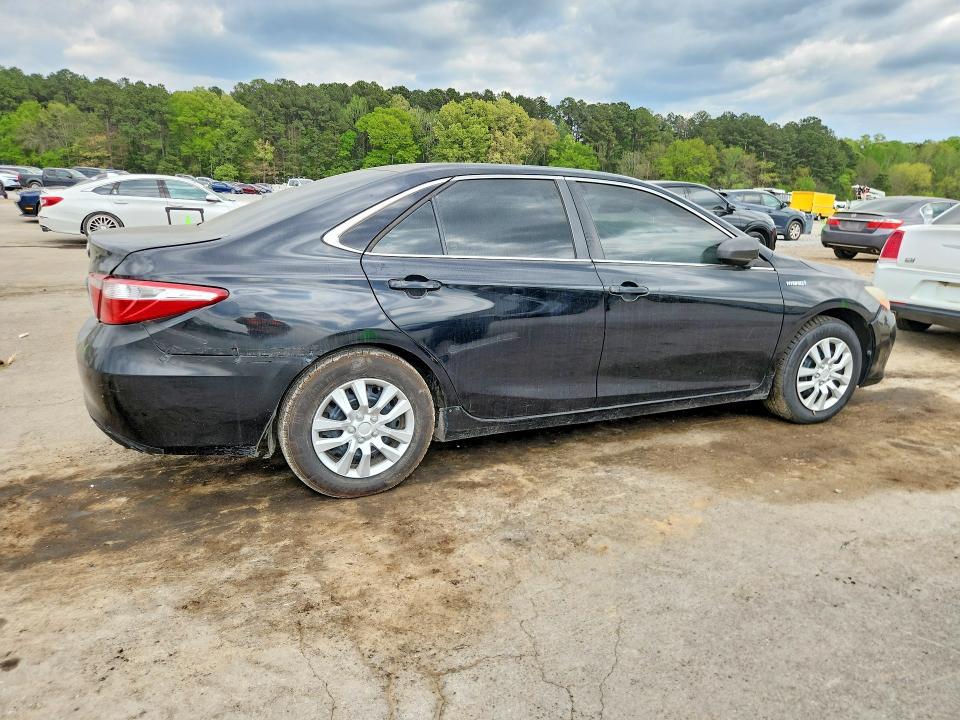 2017 Toyota Camry Hybrid le