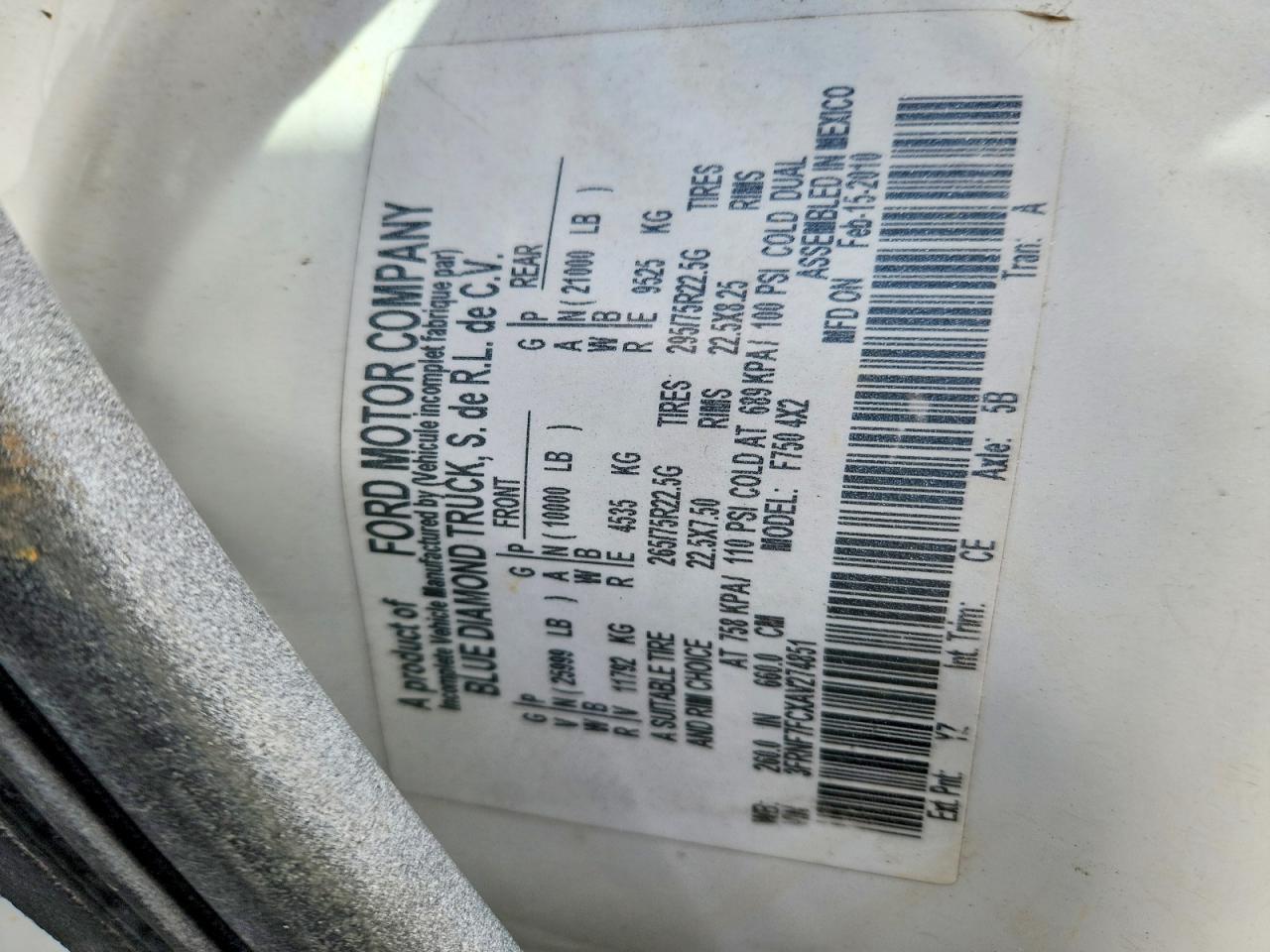 2010 Ford F750 Super Duty Tank Truck