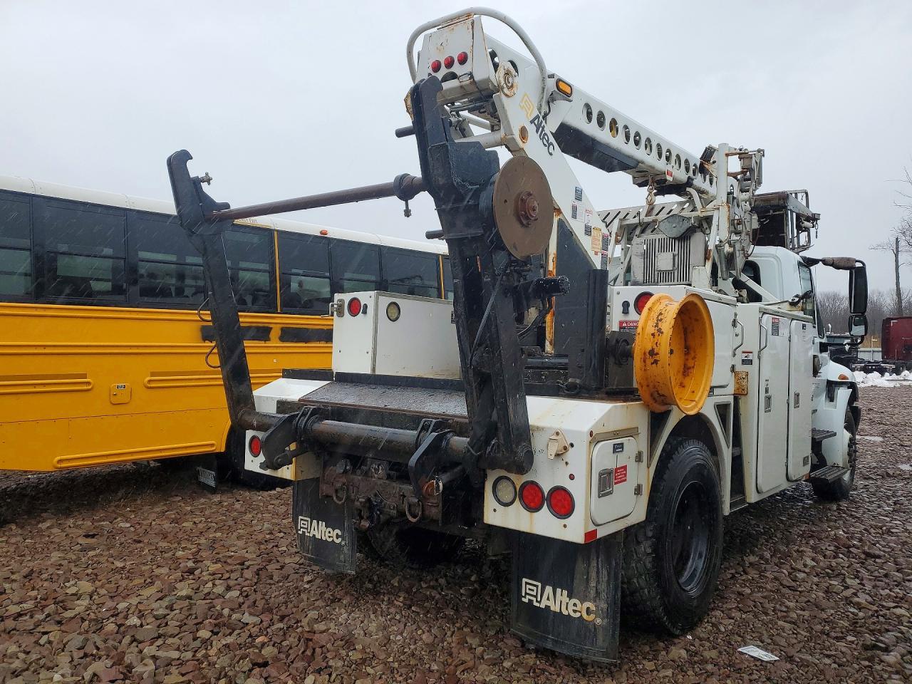 2013 International 4300 Cable Placer Bucket Truck