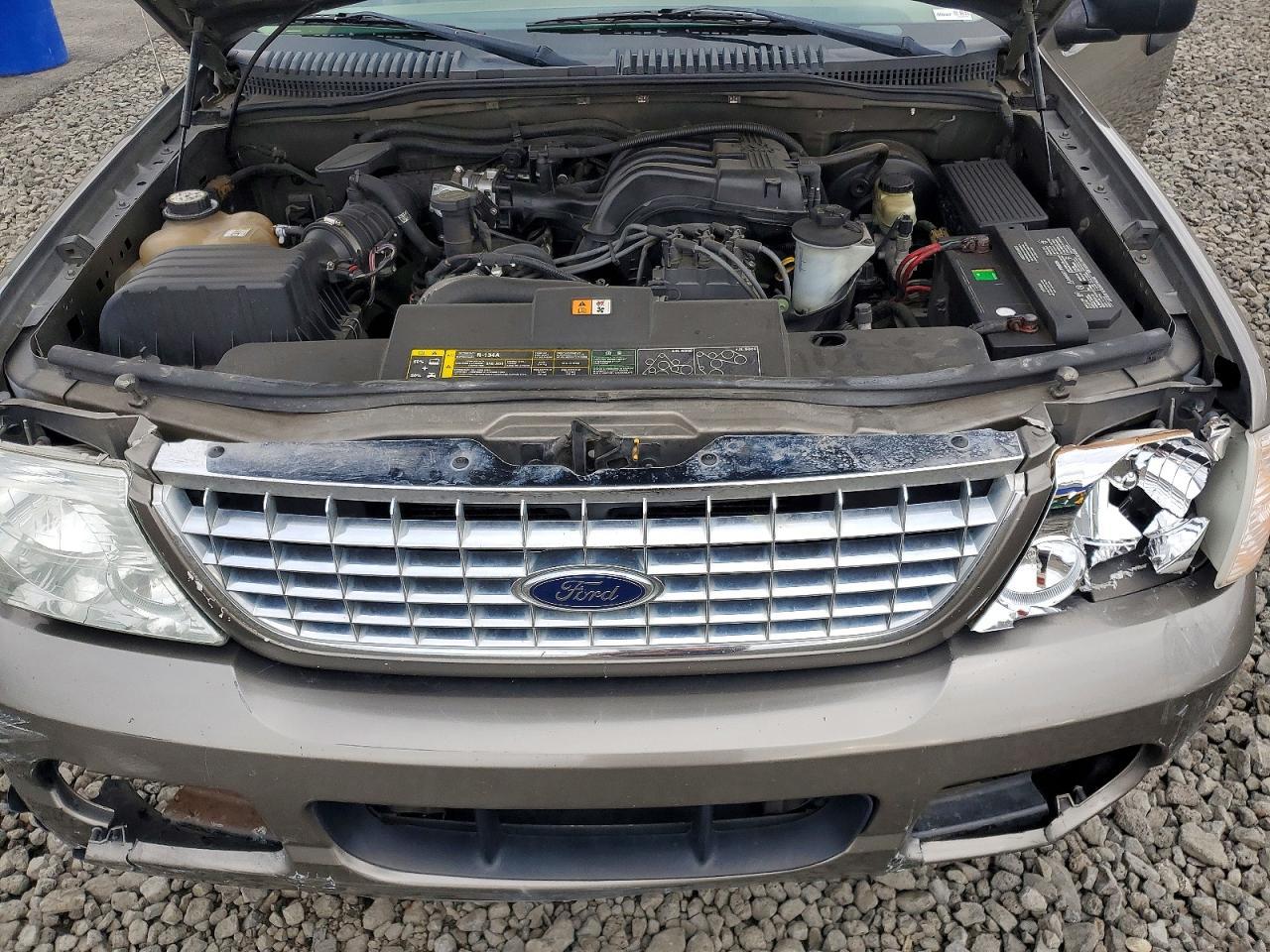 2004 Ford Explorer xlt
