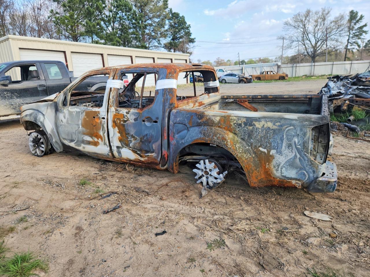 2021 Nissan Frontier SV