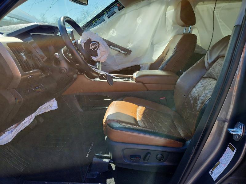 2022 Nissan Pathfinder Platinum