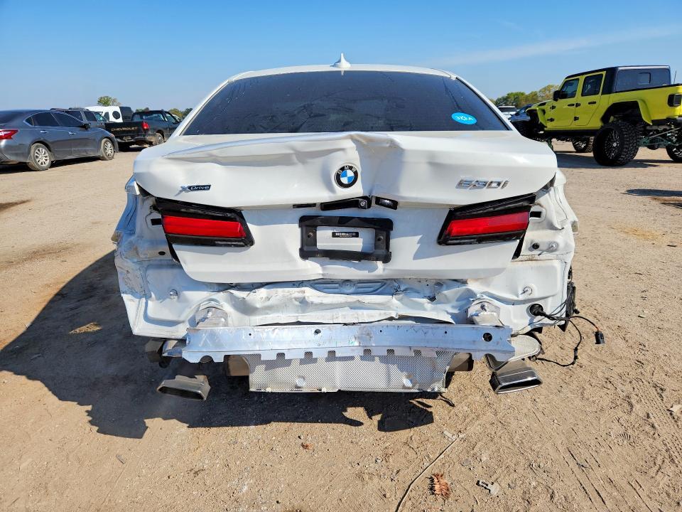 2021 BMW 530 xi