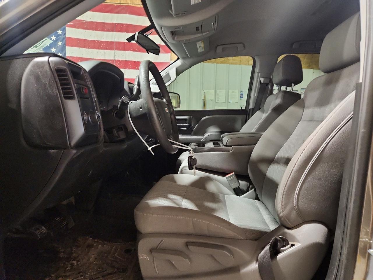 2017 Chev 1500 15 Crew 4X2