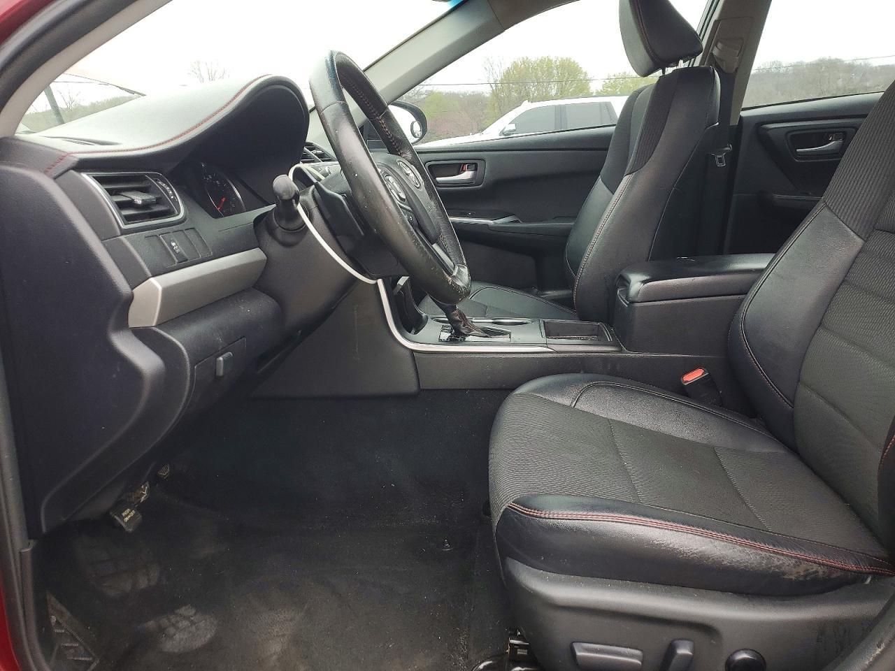 2017 Toyota Camry se