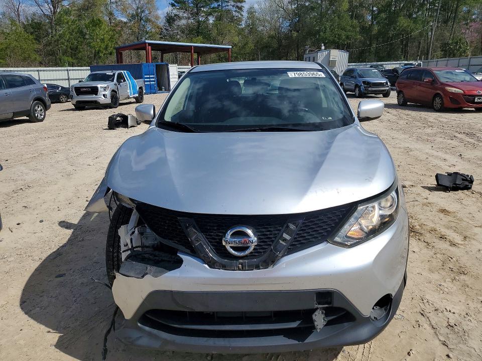 2017 Nissan Rogue Sport s